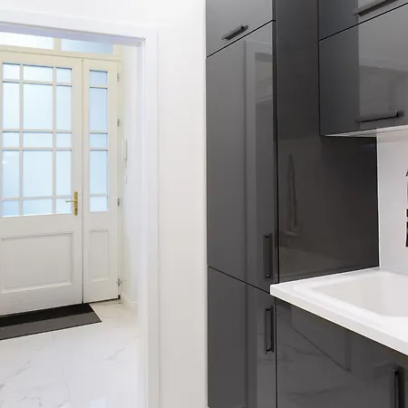 Apartmán Jenny Luxury Two Bedrooms Apartment. *