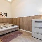 Jenny Luxury Two Bedrooms Apartment. * Budapeszt
