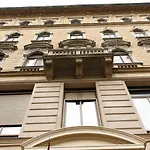 Apartament Jenny Luxury Two Bedrooms Apartment. *