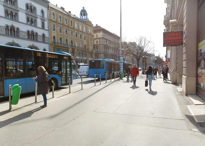 Jenny Luxury Two Bedrooms Apartment. * 부다페스트