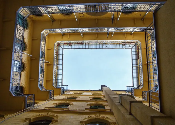 Jenny Luxury Two Bedrooms Apartment.