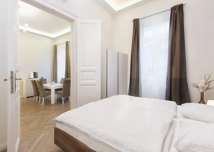 아파트 Jenny Luxury Two Bedrooms Apartment. 부다페스트