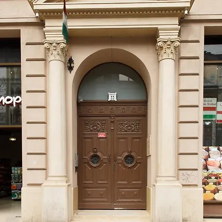 Jenny Luxury Two Bedrooms Apartment. Apartament Budapesta