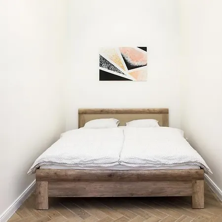 Jenny Luxury Two Bedrooms Apartment. * Budapesta
