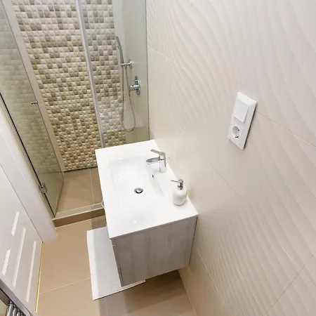 Jenny Luxury Two Bedrooms Apartment. Budapesta
